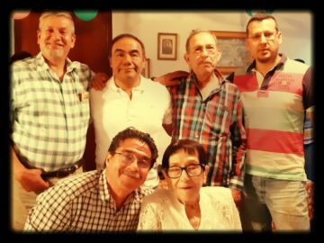 Imágenes para rendir homenaje a persona finada, estas pueden variar en su contenido.