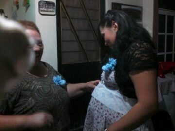 Imágenes para rendir homenaje a persona finada, estas pueden variar en su contenido.