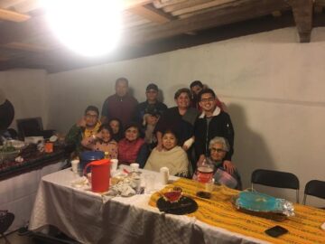 Imágenes para rendir homenaje a persona finada, estas pueden variar en su contenido.