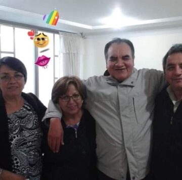 Imágenes para rendir homenaje a persona finada, estas pueden variar en su contenido.
