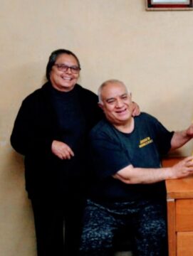 Imágenes para rendir homenaje a persona finada, estas pueden variar en su contenido.