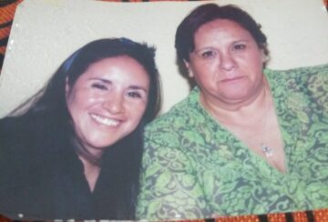 Imágenes para rendir homenaje a persona finada, estas pueden variar en su contenido.