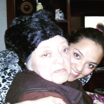 Imágenes para rendir homenaje a persona finada, estas pueden variar en su contenido.
