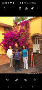 Imágenes para rendir homenaje a persona finada, estas pueden variar en su contenido.