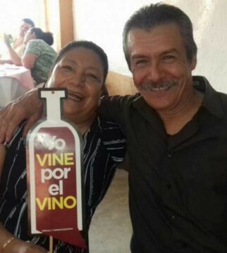 Imágenes para rendir homenaje a persona finada, estas pueden variar en su contenido.