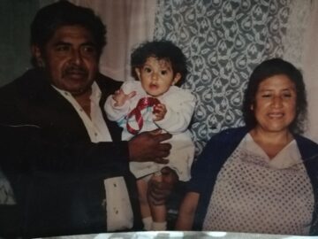 Imágenes para rendir homenaje a persona finada, estas pueden variar en su contenido.