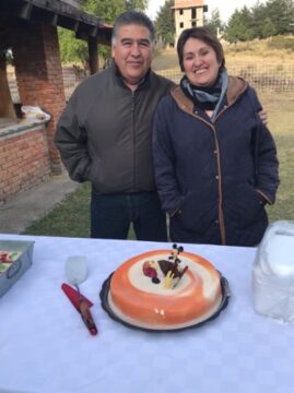 Imágenes para rendir homenaje a persona finada, estas pueden variar en su contenido.