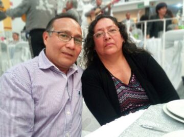 Imágenes para rendir homenaje a persona finada, estas pueden variar en su contenido.
