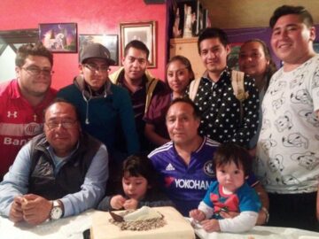 Imágenes para rendir homenaje a persona finada, estas pueden variar en su contenido.