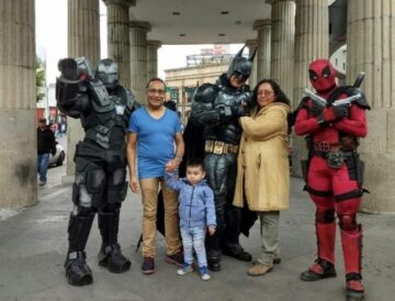 Imágenes para rendir homenaje a persona finada, estas pueden variar en su contenido.