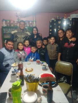 Imágenes para rendir homenaje a persona finada, estas pueden variar en su contenido.