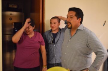 Imágenes para rendir homenaje a persona finada, estas pueden variar en su contenido.