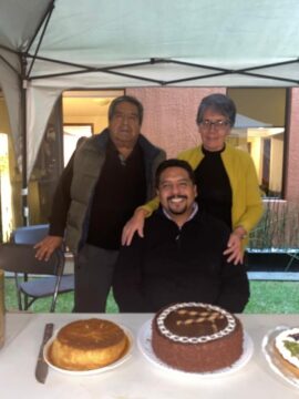 Imágenes para rendir homenaje a persona finada, estas pueden variar en su contenido.