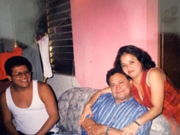 Imágenes para rendir homenaje a persona finada, estas pueden variar en su contenido.
