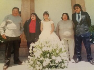 Imágenes para rendir homenaje a persona finada, estas pueden variar en su contenido.