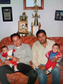 Imágenes para rendir homenaje a persona finada, estas pueden variar en su contenido.