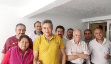 Imágenes para rendir homenaje a persona finada, estas pueden variar en su contenido.