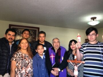 Imágenes para rendir homenaje a persona finada, estas pueden variar en su contenido.
