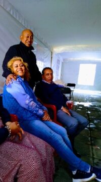 Imágenes para rendir homenaje a persona finada, estas pueden variar en su contenido.
