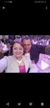 Imágenes para rendir homenaje a persona finada, estas pueden variar en su contenido.