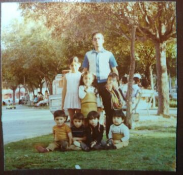 Imágenes para rendir homenaje a persona finada, estas pueden variar en su contenido.