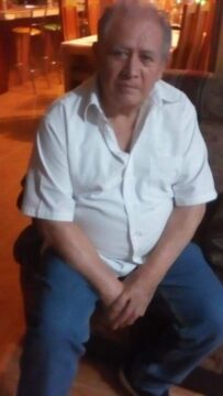 Imágenes para rendir homenaje a persona finada, estas pueden variar en su contenido.