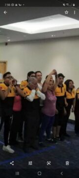 Imágenes para rendir homenaje a persona finada, estas pueden variar en su contenido.