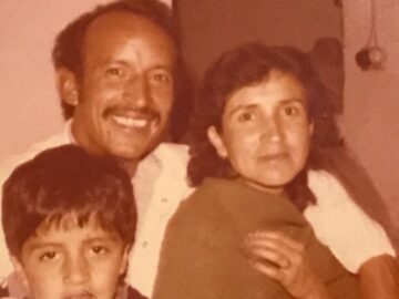 Imágenes para rendir homenaje a persona finada, estas pueden variar en su contenido.