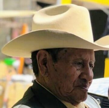 Imágenes para rendir homenaje a persona finada, estas pueden variar en su contenido.