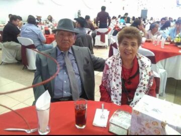 Imágenes para rendir homenaje a persona finada, estas pueden variar en su contenido.