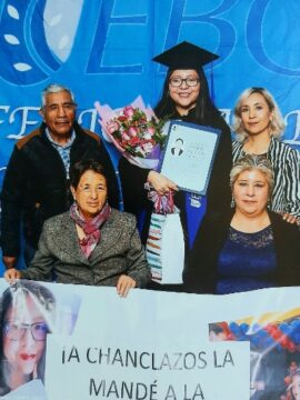 Imágenes para rendir homenaje a persona finada, estas pueden variar en su contenido.