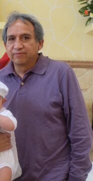 Imágenes para rendir homenaje a persona finada, estas pueden variar en su contenido.