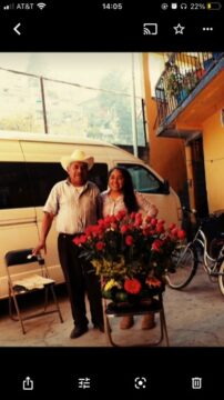 Imágenes para rendir homenaje a persona finada, estas pueden variar en su contenido.