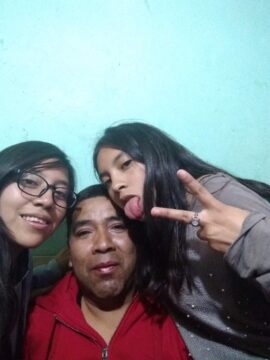 Imágenes para rendir homenaje a persona finada, estas pueden variar en su contenido.