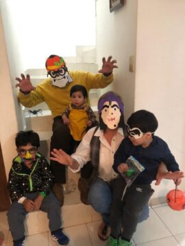 Imágenes para rendir homenaje a persona finada, estas pueden variar en su contenido.