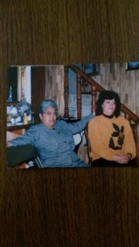 Imágenes para rendir homenaje a persona finada, estas pueden variar en su contenido.