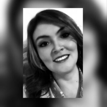 Imágenes para rendir homenaje a persona finada, estas pueden variar en su contenido.