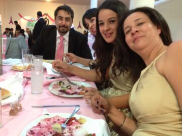 Imágenes para rendir homenaje a persona finada, estas pueden variar en su contenido.
