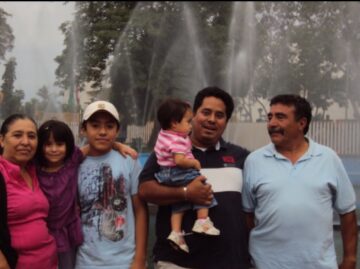Imágenes para rendir homenaje a persona finada, estas pueden variar en su contenido.
