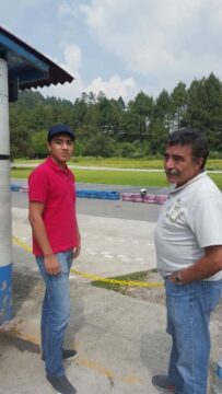 Imágenes para rendir homenaje a persona finada, estas pueden variar en su contenido.