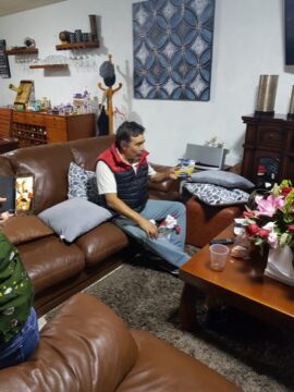 Imágenes para rendir homenaje a persona finada, estas pueden variar en su contenido.
