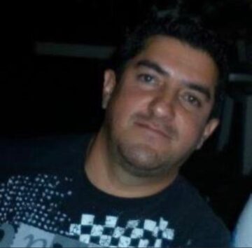 Imágenes para rendir homenaje a persona finada, estas pueden variar en su contenido.