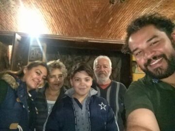 Imágenes para rendir homenaje a persona finada, estas pueden variar en su contenido.