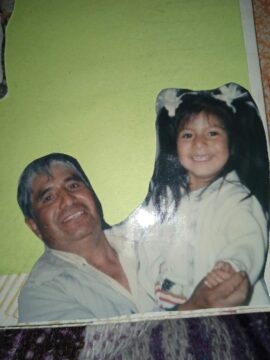 Imágenes para rendir homenaje a persona finada, estas pueden variar en su contenido.