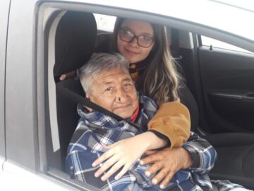 Imágenes para rendir homenaje a persona finada, estas pueden variar en su contenido.