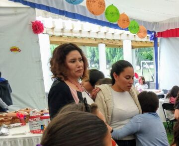 Imágenes para rendir homenaje a persona finada, estas pueden variar en su contenido.