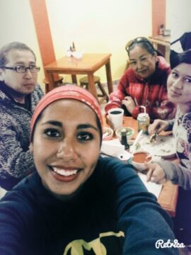 Imágenes para rendir homenaje a persona finada, estas pueden variar en su contenido.