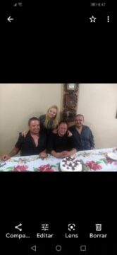 Imágenes para rendir homenaje a persona finada, estas pueden variar en su contenido.