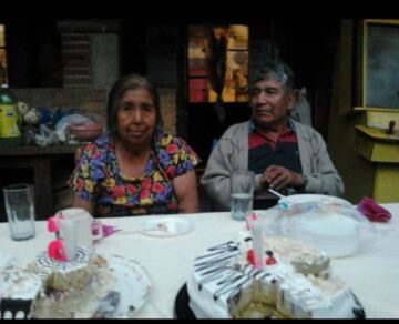 Imágenes para rendir homenaje a persona finada, estas pueden variar en su contenido.