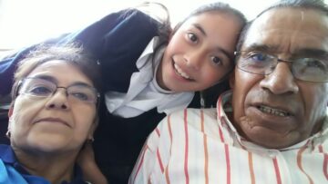 Imágenes para rendir homenaje a persona finada, estas pueden variar en su contenido.